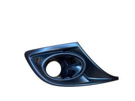 Решетка бампера правая (под туманки и парктроник) Renault Megane 3 2012-2013
