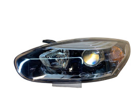 Renault Фара передняя левая на Renault Megane 3 (Рено Меган 3) 2014-2016 260605817R
