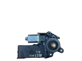 Renault Моторчик склопідйомника передній правий на Renault Scenic 3 (рено сценік 3) 8073000012R