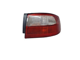 Tyc Задній ліхтар правий Renault Laguna 2 хачбек (Рено Лагуна 2) 8200002475, 8200002474