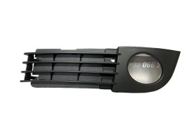 Signeda Накладка бампера ліва AUDI A6 C5 2001-2005 4B0807681AA
