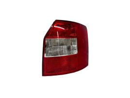 Фонарь задній правий на Audi A4 B6 (Ауді А4 Б6) 2004-2011 1334882E
