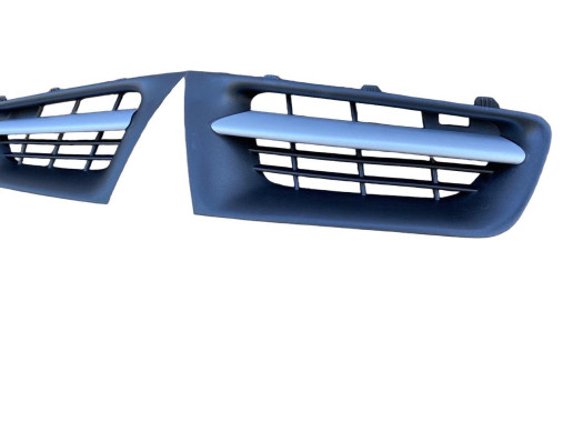 Renault Решітка бампера ніздрі (комплект) Renault Megane 2 2006-2009 - Заображення 2