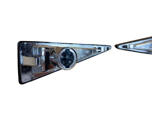 Polcar Вказівники поворотів в крило на Renault Megane 2 (Рено Меган 2) 2002-2009 - Заображення 7