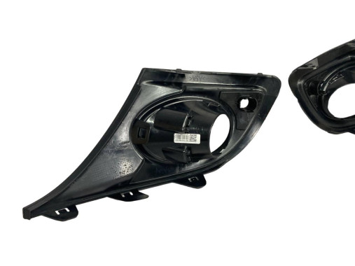 Renault Накладка бампера під туманки парктронік Renault Megane 3 2012-2013 - Заображення 8