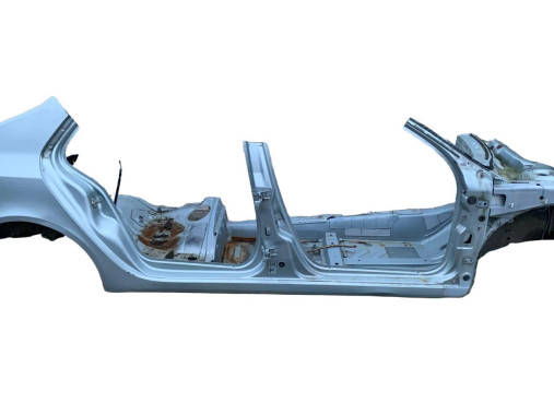 Renault Правая половина кузова Renault Laguna 2 (Рено Лагуна2) 2001 - 2007 хэтчбек - Картинка 2