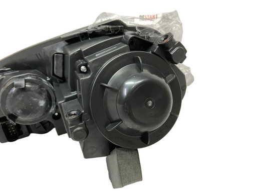 Tyc Фара передня права Volkswagen Jetta 5 2005-2010 (Волсваген Джета 5 ) 1K6941006N, 1K6941006P, 1K6941006R, - Заображення 4