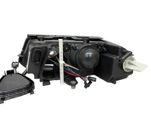 Tyc Фары передняя комплект Volkswagen Passat B5 00-05 3B0941015A, 3B0941016A - Картинка 3