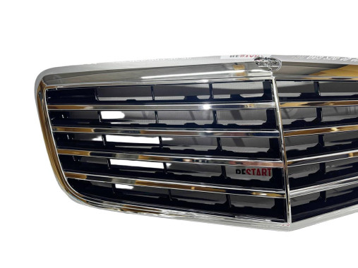 Polcar Решітка радіатоа на Mercedes Benz W211 (Мерседес Бенц 211) 2006-2009 PBZ07058GD - Заображення 2